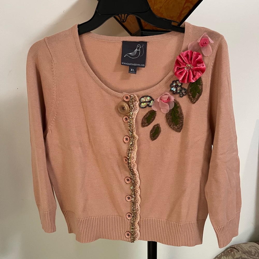 Flower & Lace Embellished Button Front Short Cardigan XL Fancy